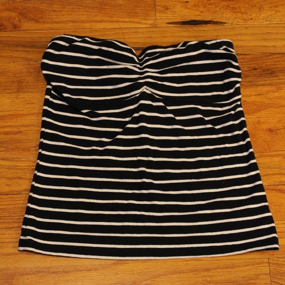 Forever 21 Tops - Forever 21 Strapless Top Size M